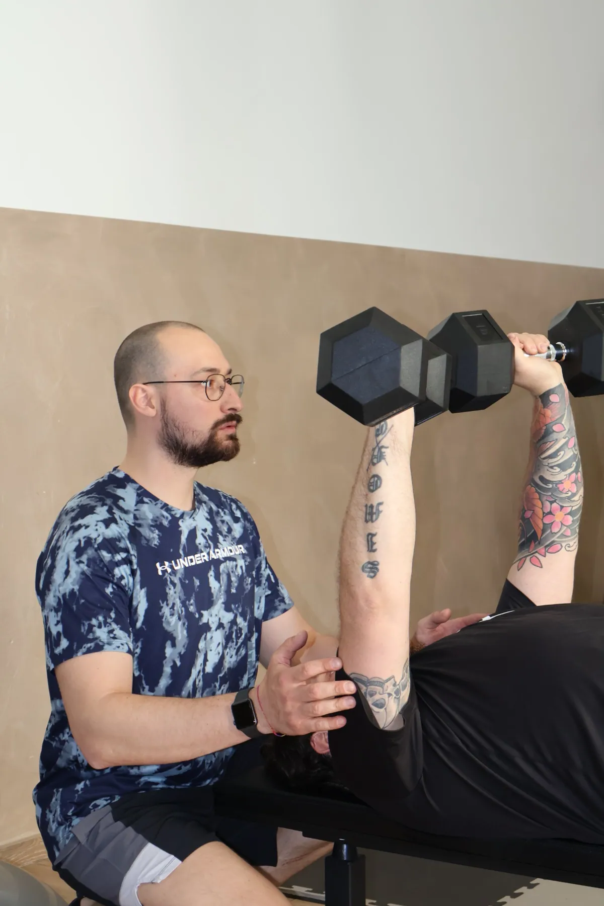 Allenamento seguito da un personal trainer